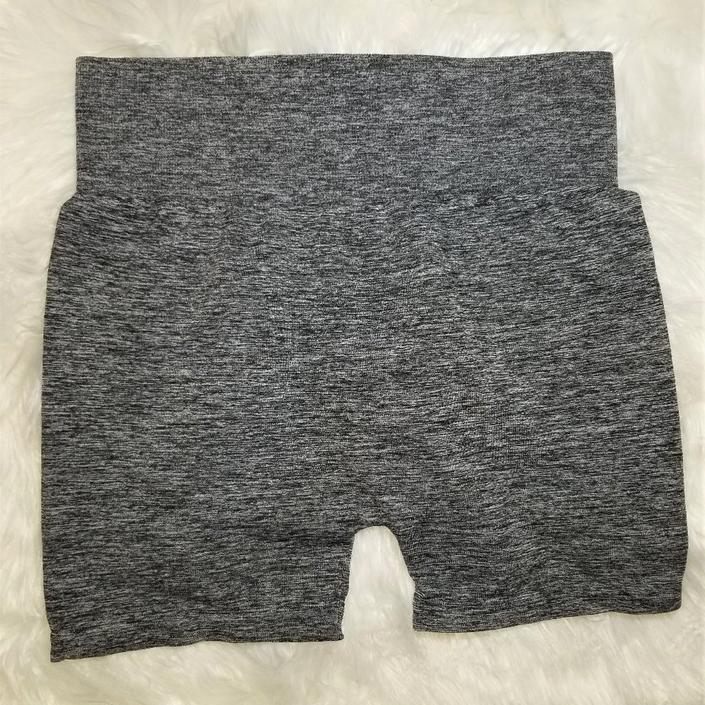 Seamless Biker Shorts w/High Tummy Waist Band